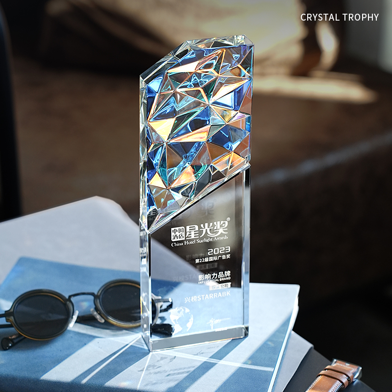 Esports Gaming Trophy - カスタマイズされたカラフルなクリスタルトロフィーパーソナライズされたロゴテキストガラストロフィー優秀な従業員賞記念品コンペ賞品