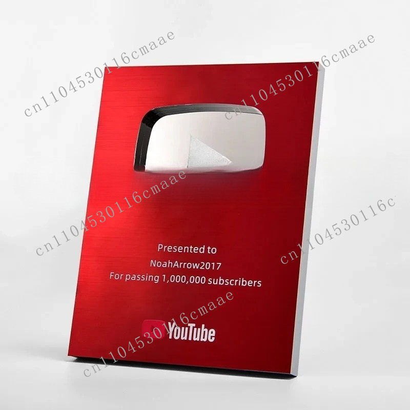 カスタム YouTube プレイボタン賞 |   パーソナラ - Esports Gaming Trophy のレビューと価格